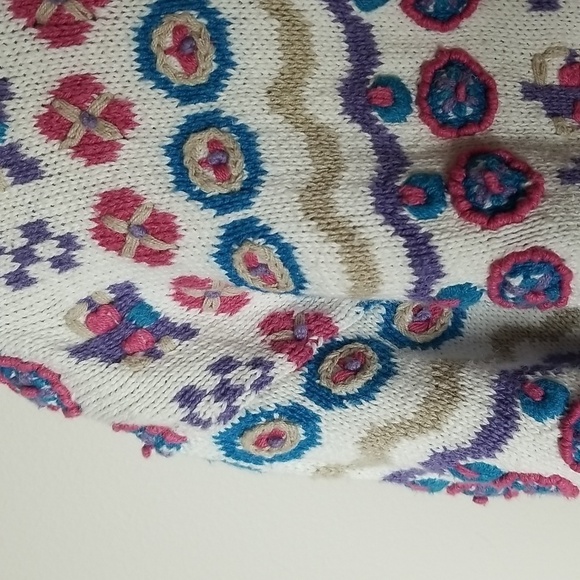 Portraits by northern Isles crewneck hand embroidered drop sleeve sweater NWOT - Picture 4 of 6